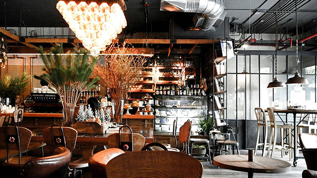 Matching Commercial Table Bases with Different Tabletops