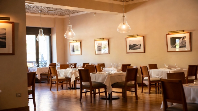 Commercial Table Base Options That Work Best for Busy Restaurants